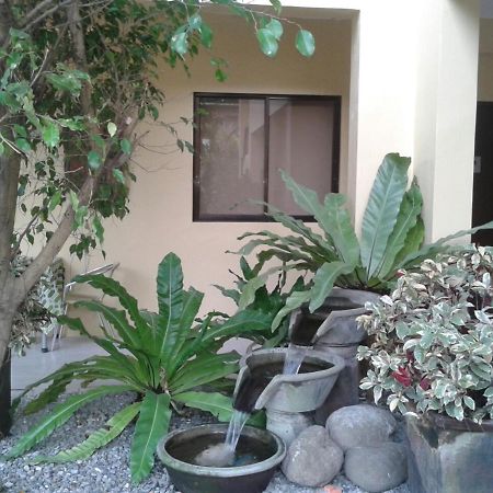11Th Street Bed And Breakfast Bacolod Exteriér fotografie