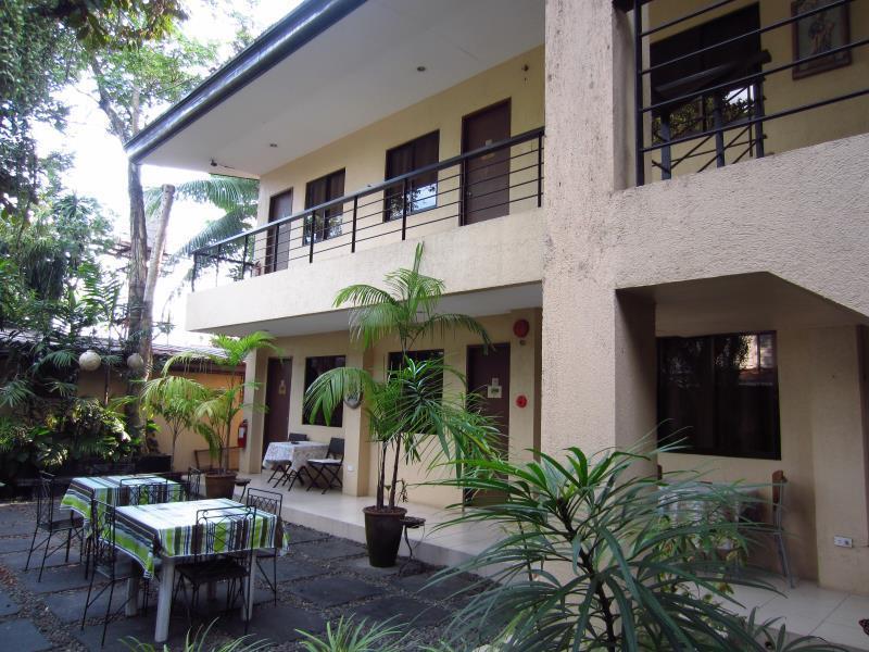 11Th Street Bed And Breakfast Bacolod Exteriér fotografie