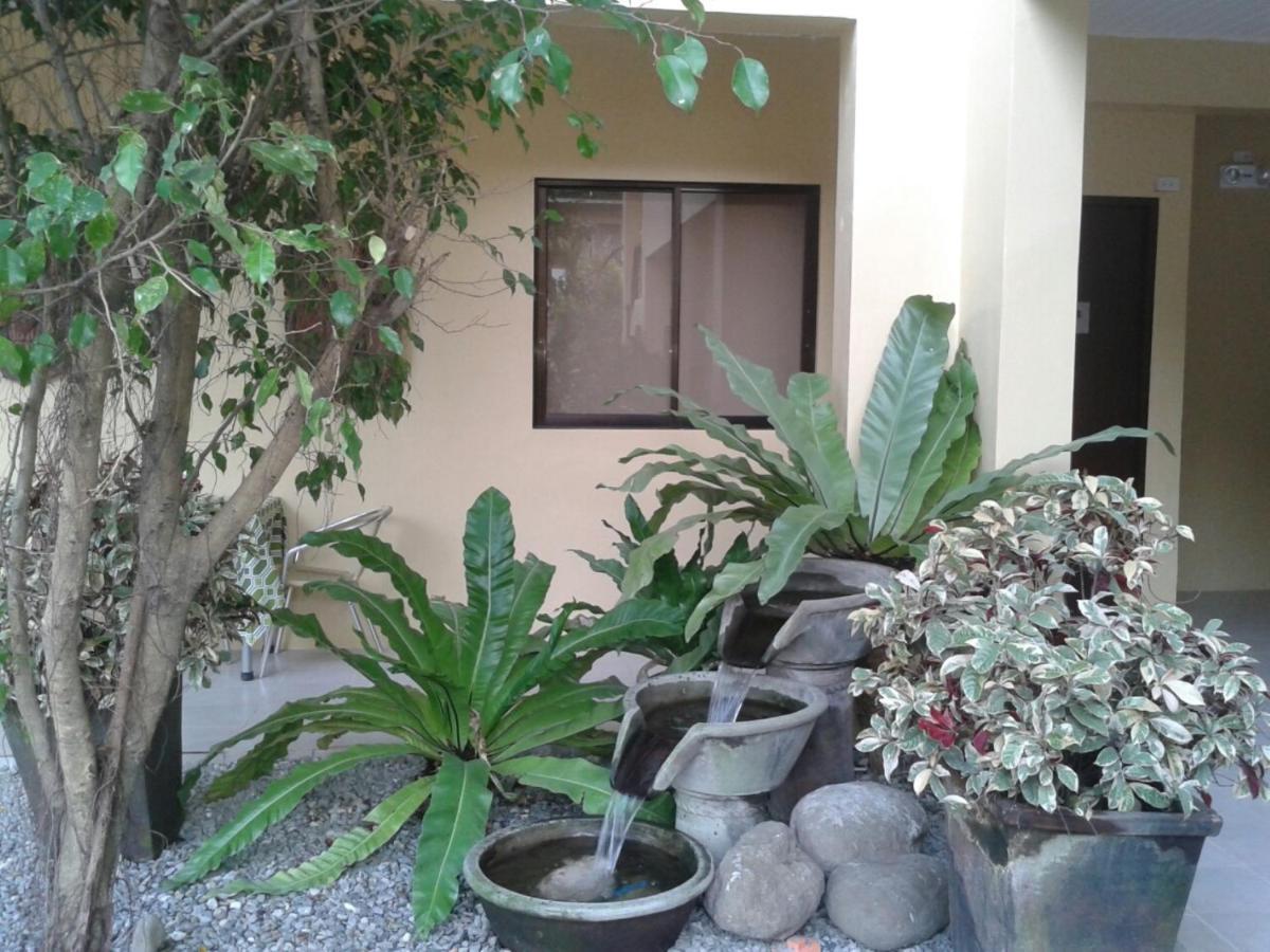 11Th Street Bed And Breakfast Bacolod Exteriér fotografie